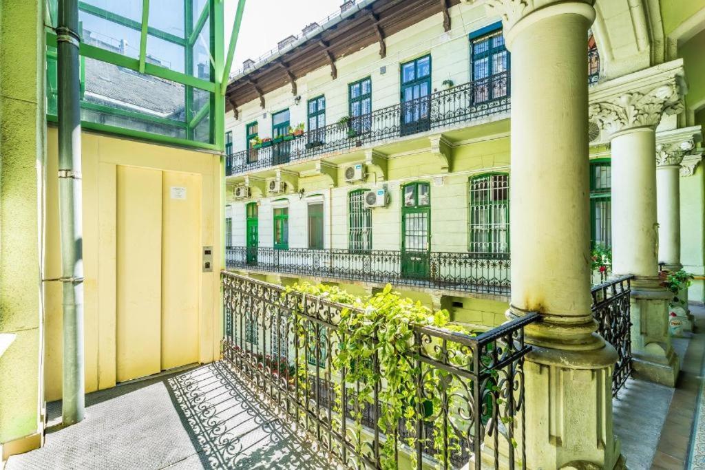 Hi-Bp Elizabeth Apartment In The Heart Of Budapest Ngoại thất bức ảnh